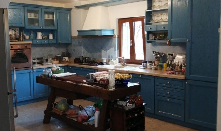 Labin, istrska kamnita hiša na mirni lokaciji 