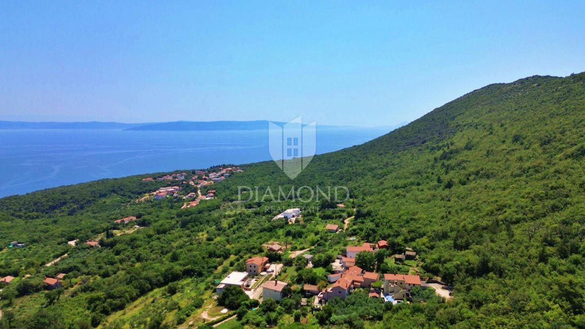 Labin, okolica, gradbena parcela, pogled na morje