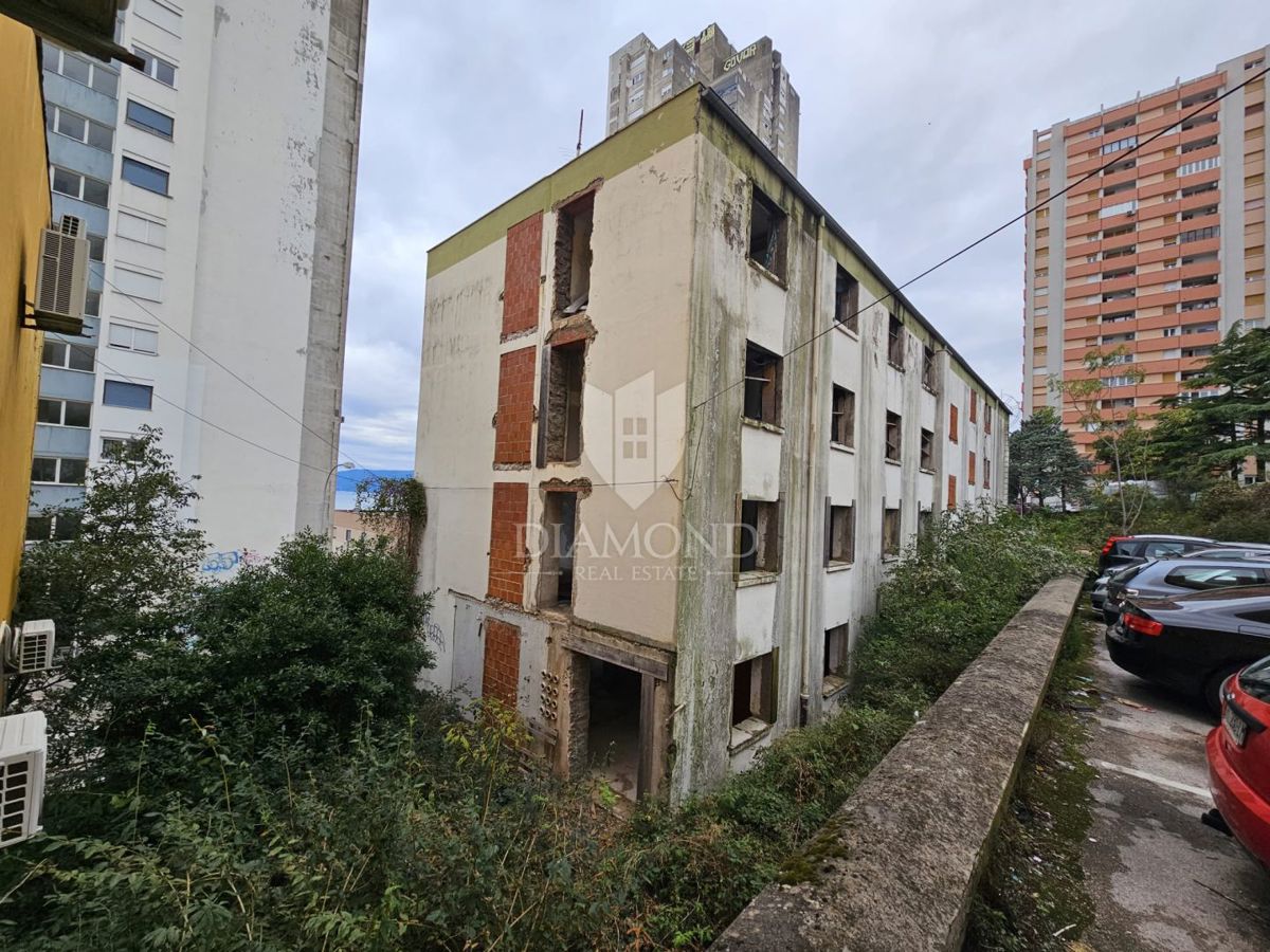 Rijeka, hotel v rekonstrukciji