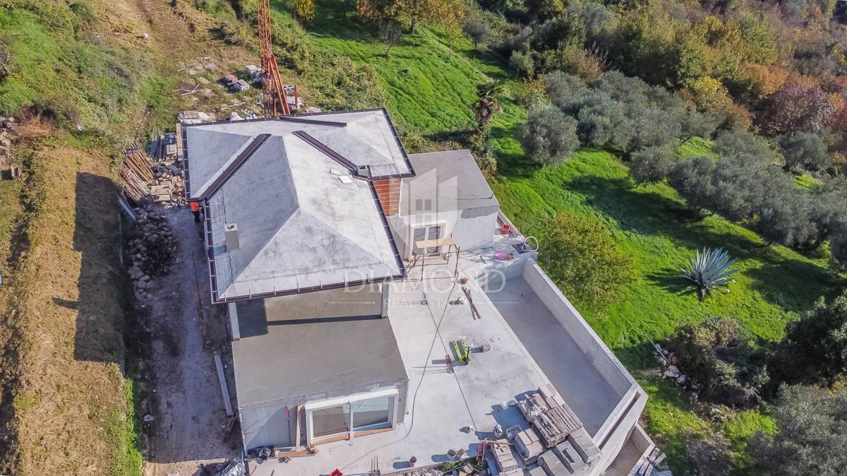 Istra, Izjemna vila z bazenom in pogledom na morje v Momjanu!