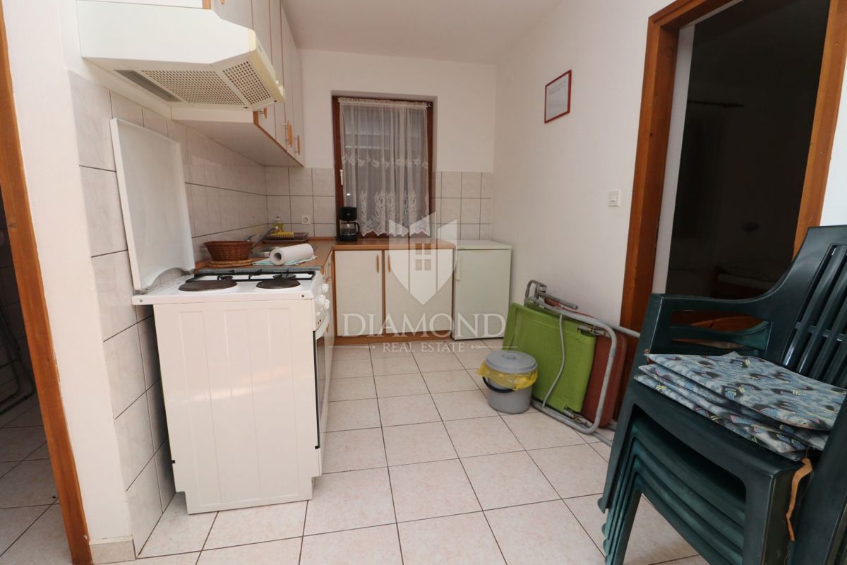 Labin, Rabac, apartmajska hiša 2. red do morja