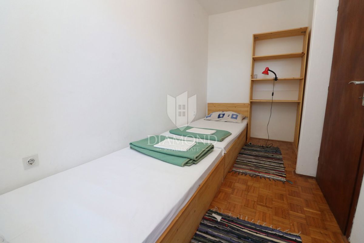 Labin, Rabac, apartmajska hiša 2. red do morja