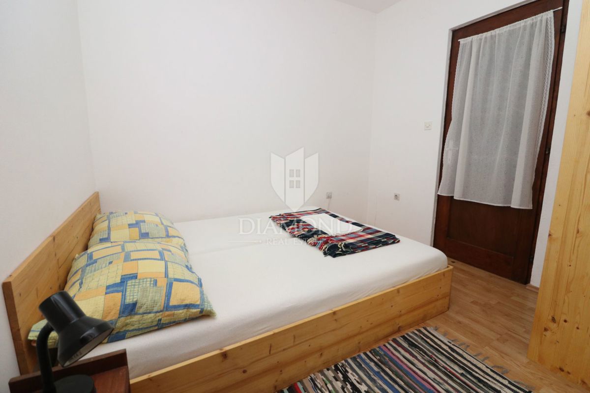 Labin, Rabac, apartmajska hiša 2. red do morja