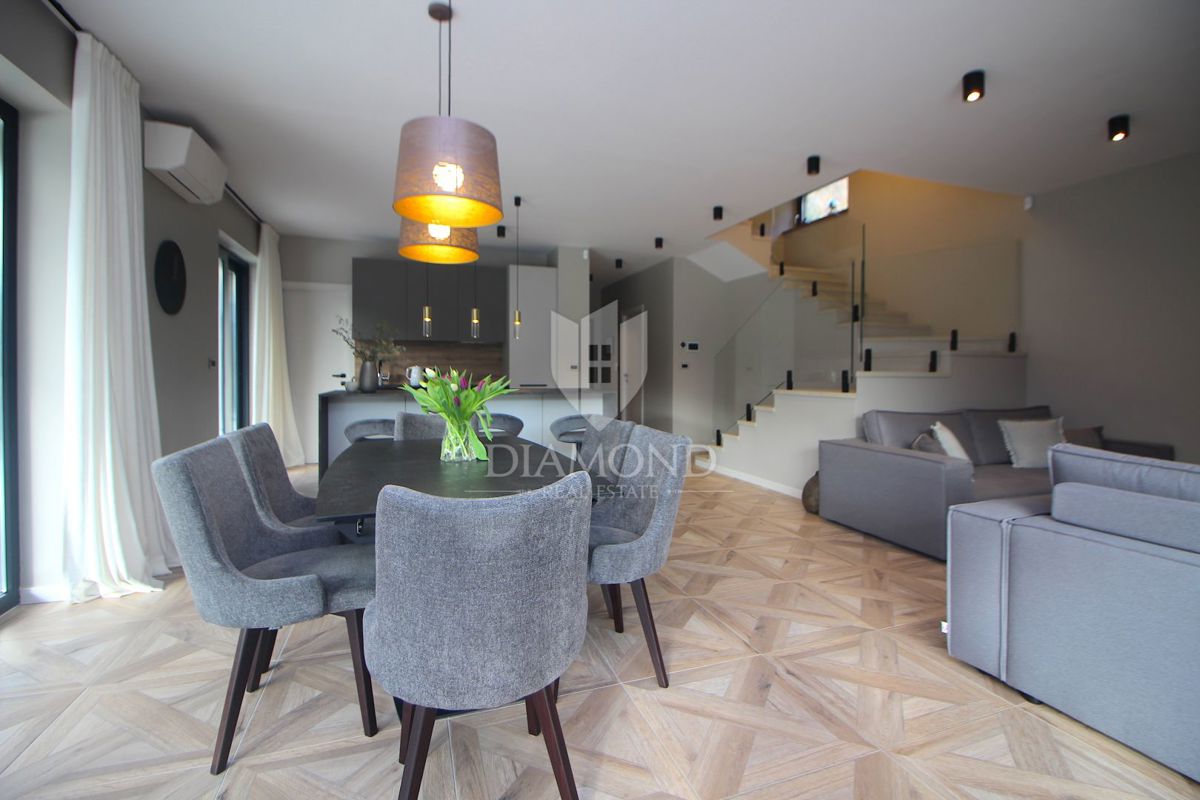 Hiša Mošćenička Draga, 190m2