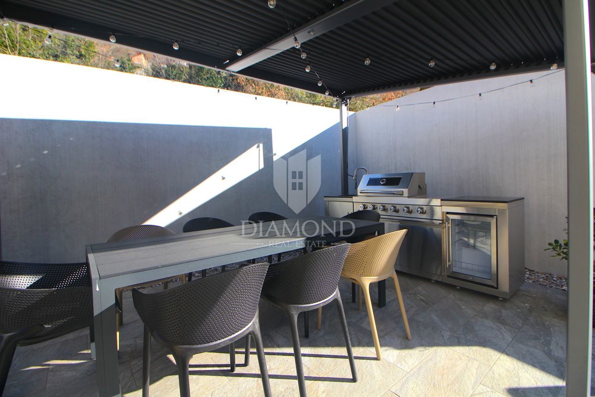 Hiša Mošćenička Draga, 190m2