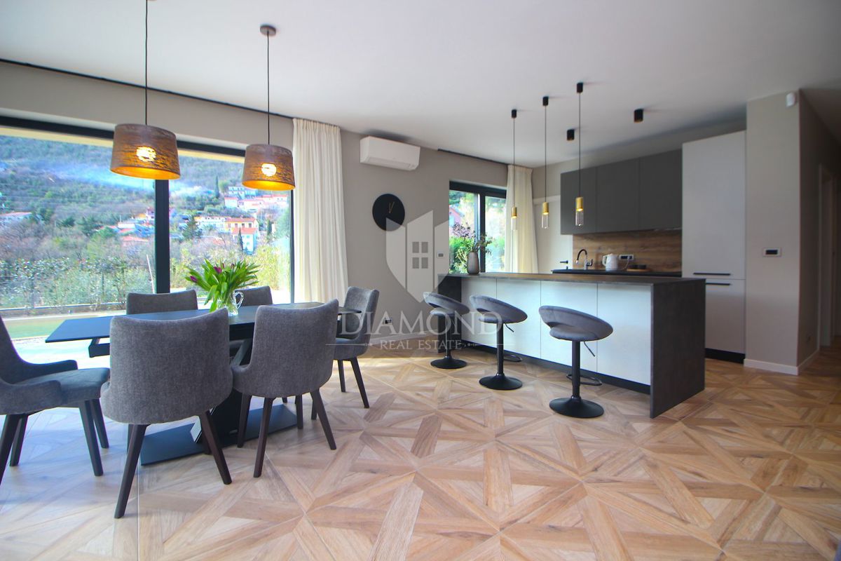 Hiša Mošćenička Draga, 190m2
