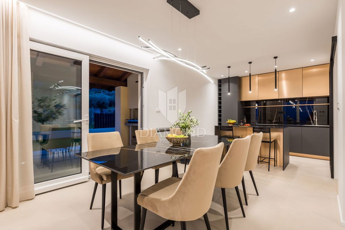 Hiša Mošćenička Draga, 170m2