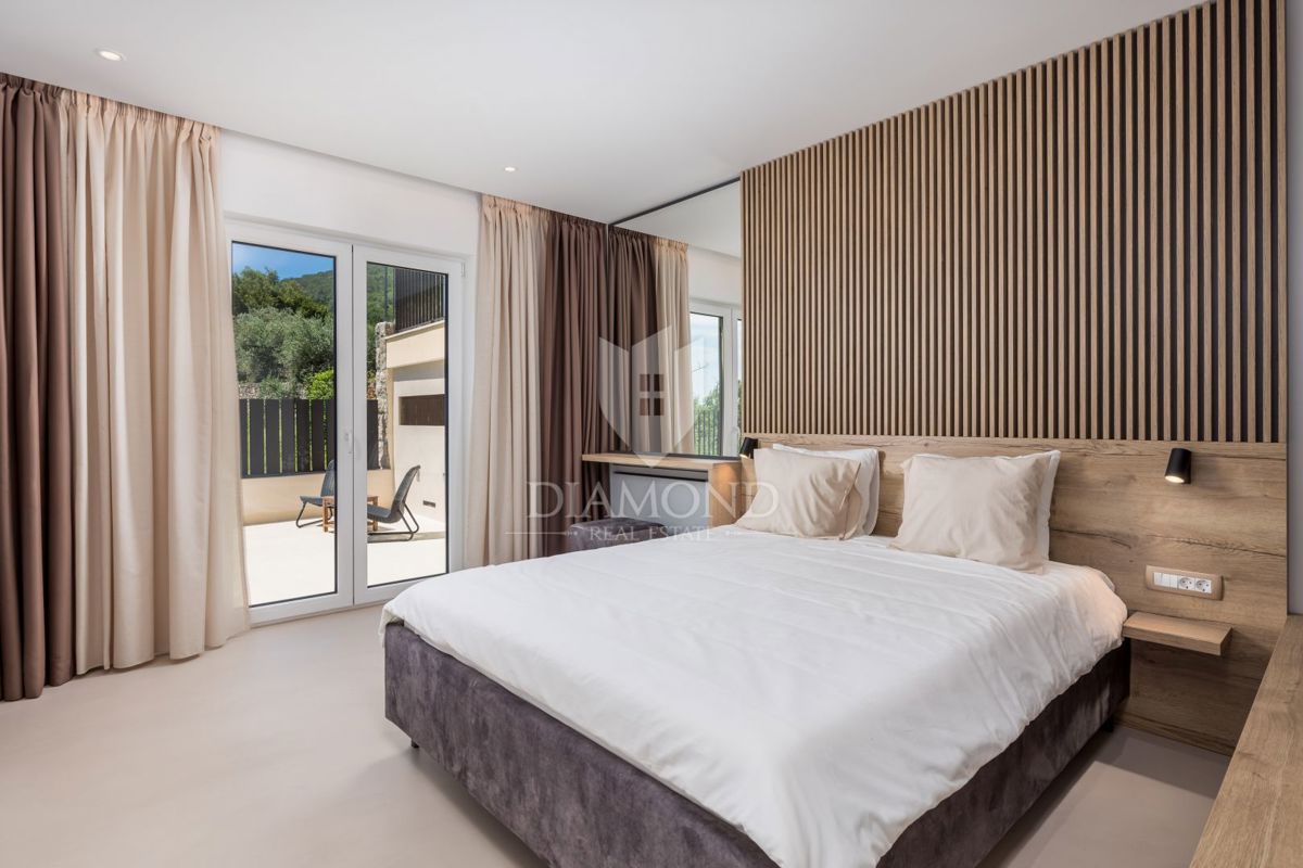 Hiša Mošćenička Draga, 170m2