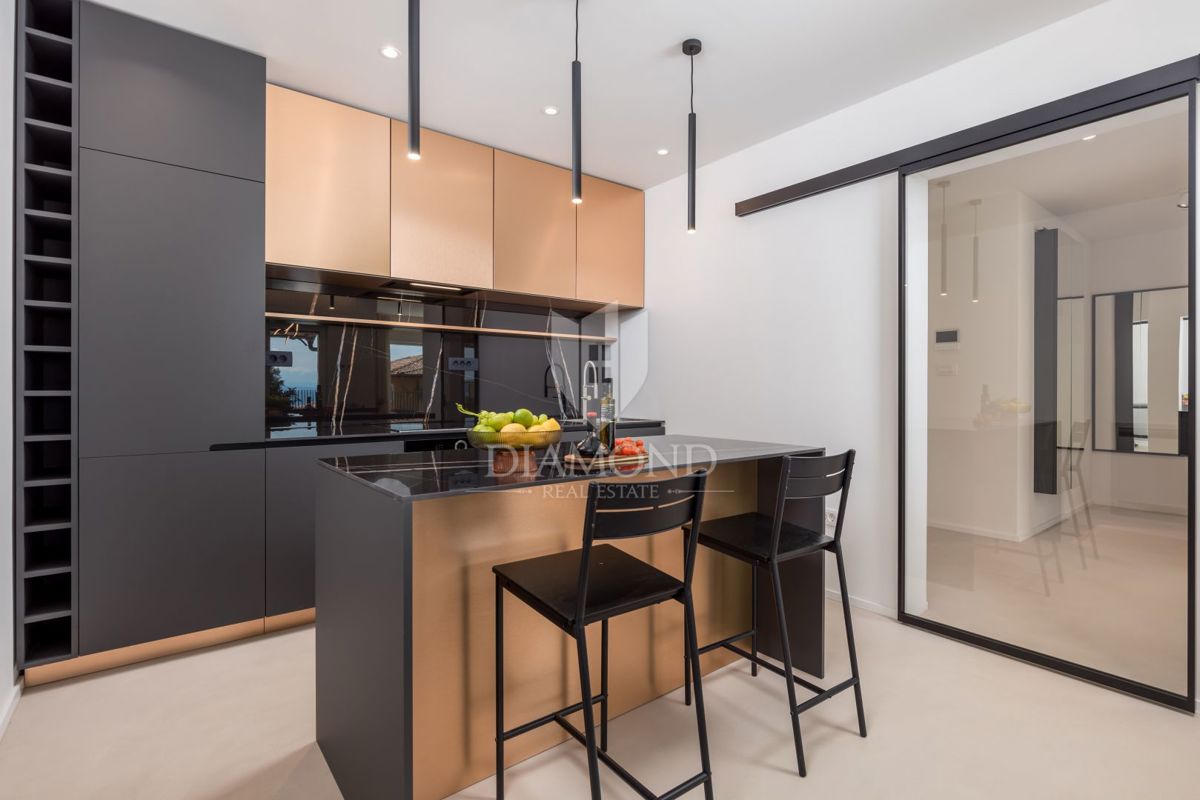 Hiša Mošćenička Draga, 170m2
