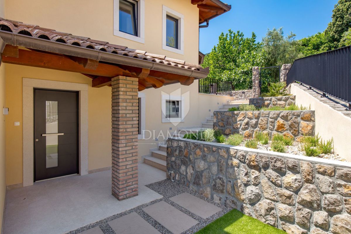 Hiša Mošćenička Draga, 170m2