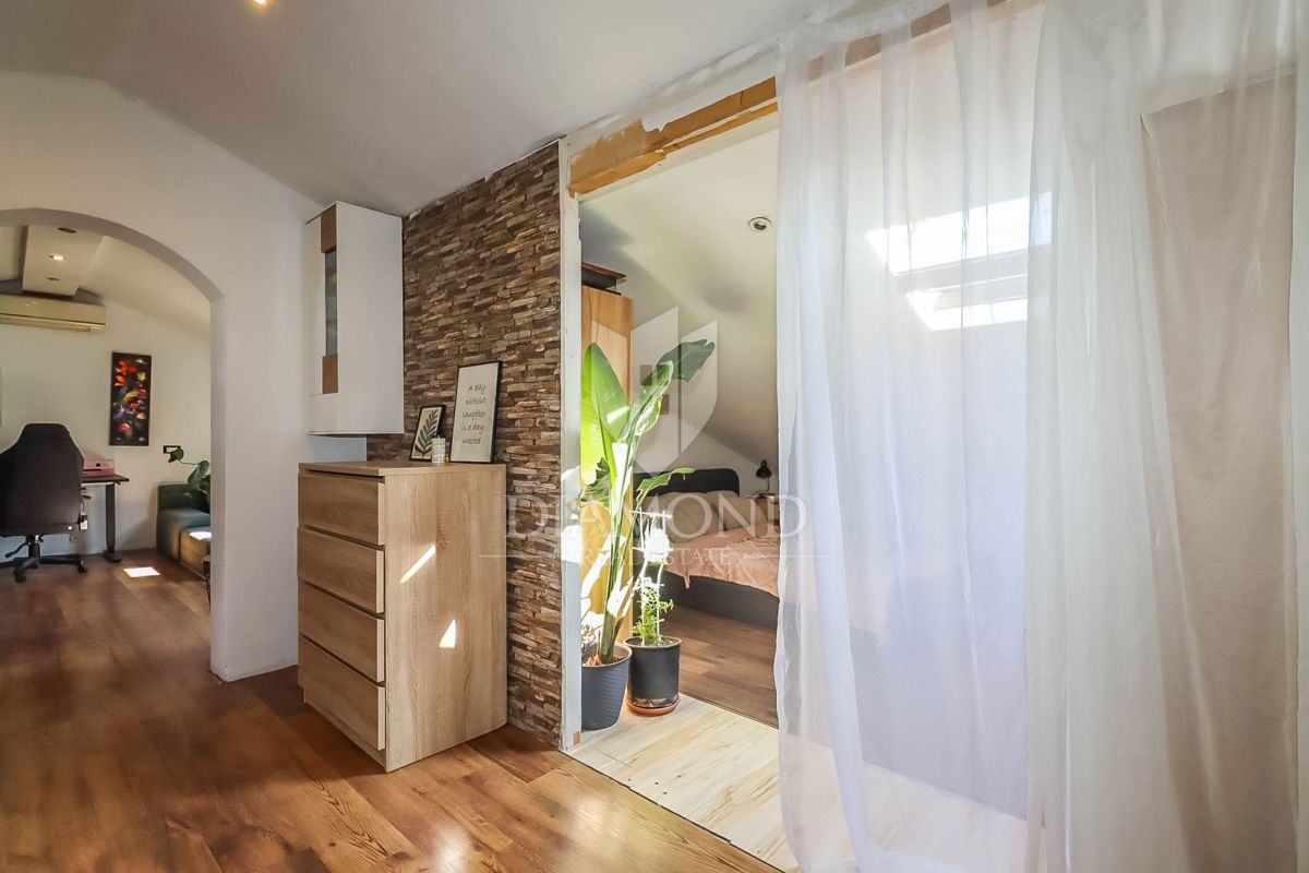 PRILOŽNOST! Štirje apartmaji 100m od plaže v Rovinju