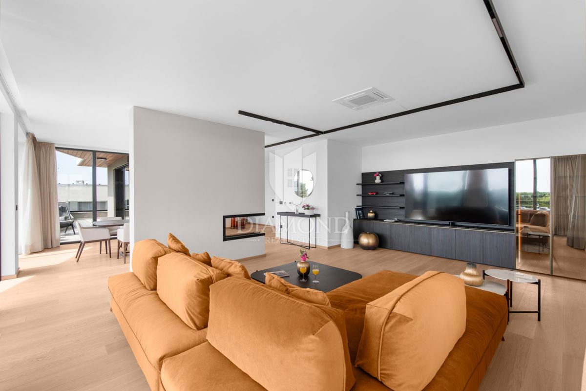 Poreč, Okolica – Ekskluziven Penthouse s Panoramskim Razgledom