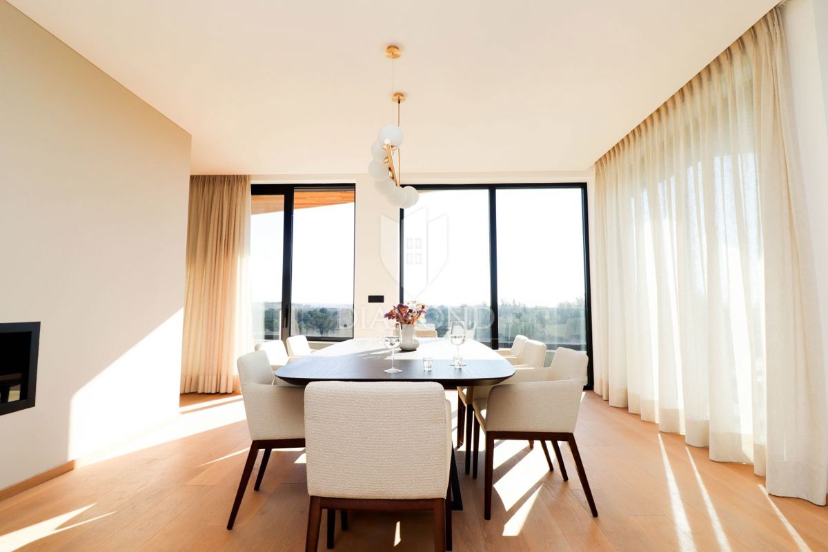 Poreč, Okolica – Ekskluziven Penthouse s Panoramskim Razgledom