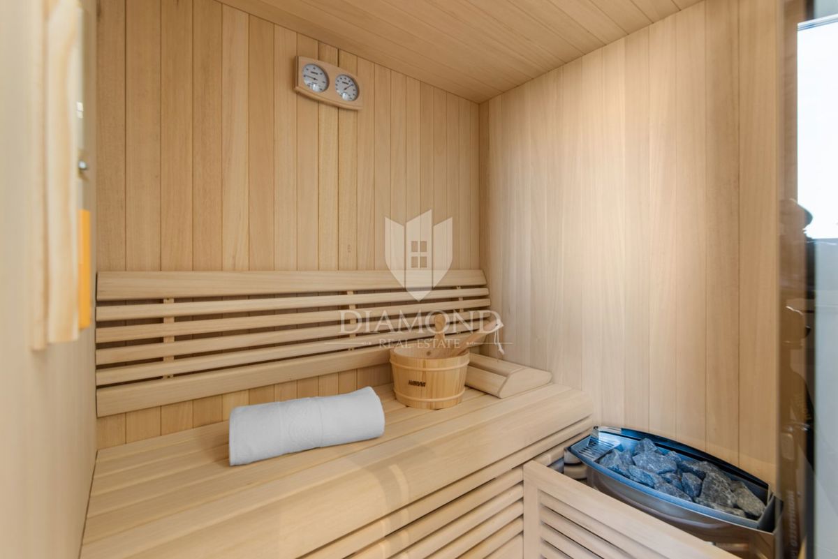 Poreč, Okolica – Ekskluziven Penthouse s Panoramskim Razgledom