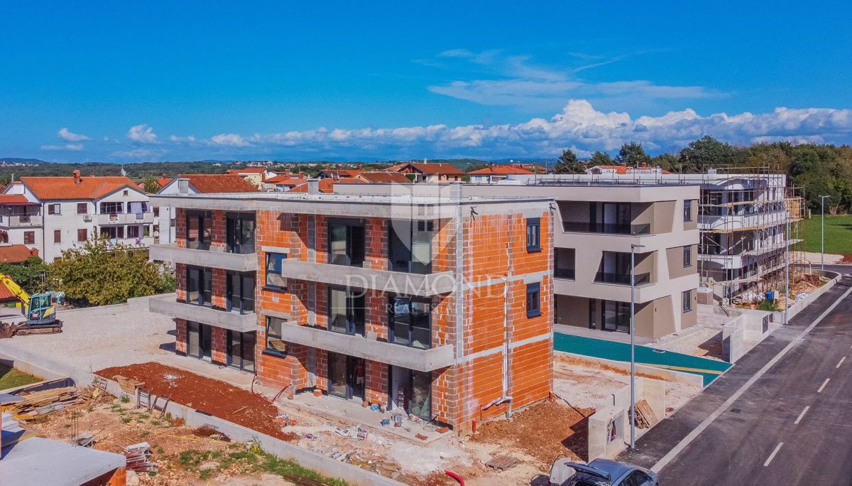 Umag, novogradnja! Odlično 2 sobno stanovanje!