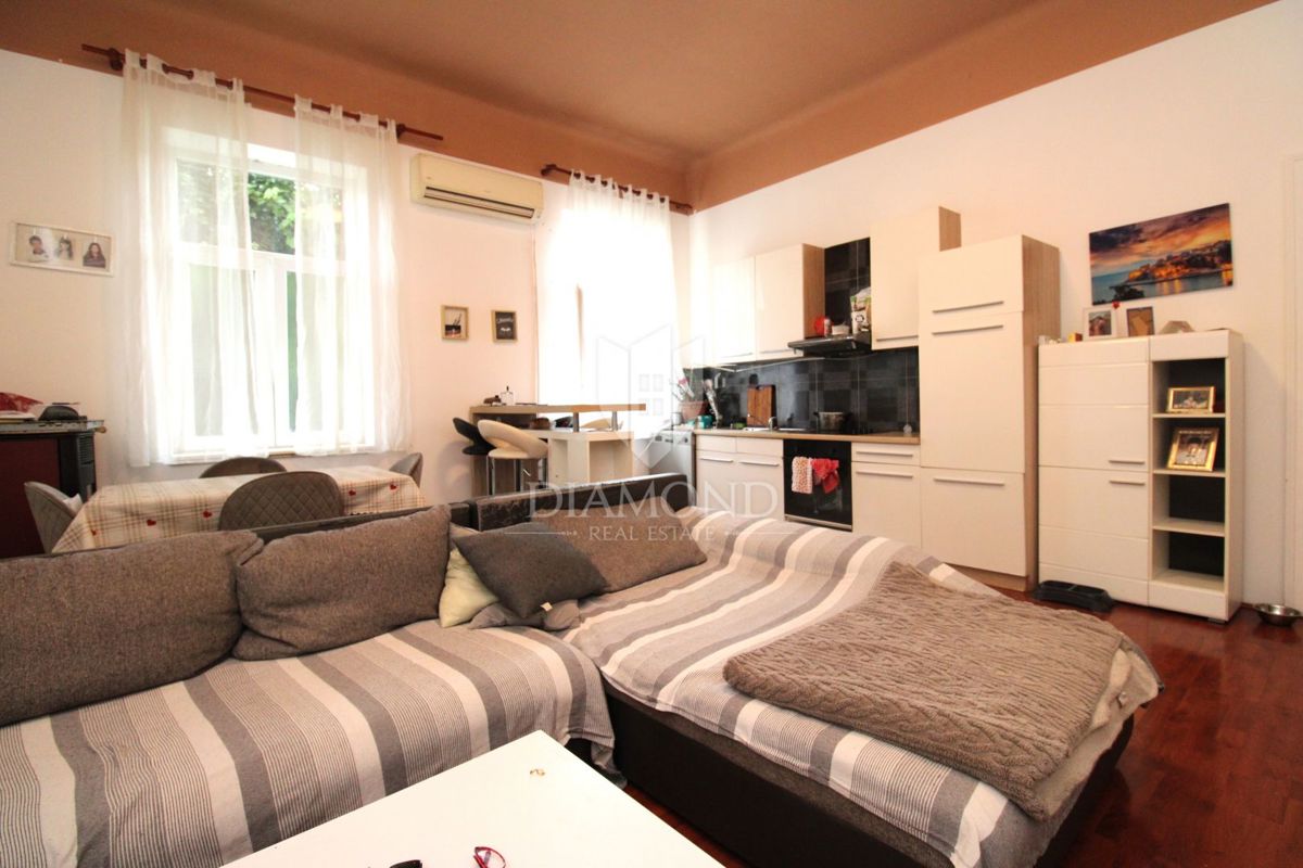 Apartmaj Centar, Rijeka, 79m2