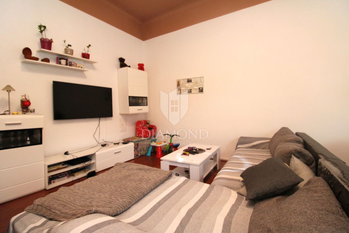 Apartmaj Centar, Rijeka, 79m2