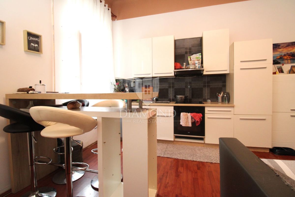 Apartmaj Centar, Rijeka, 79m2
