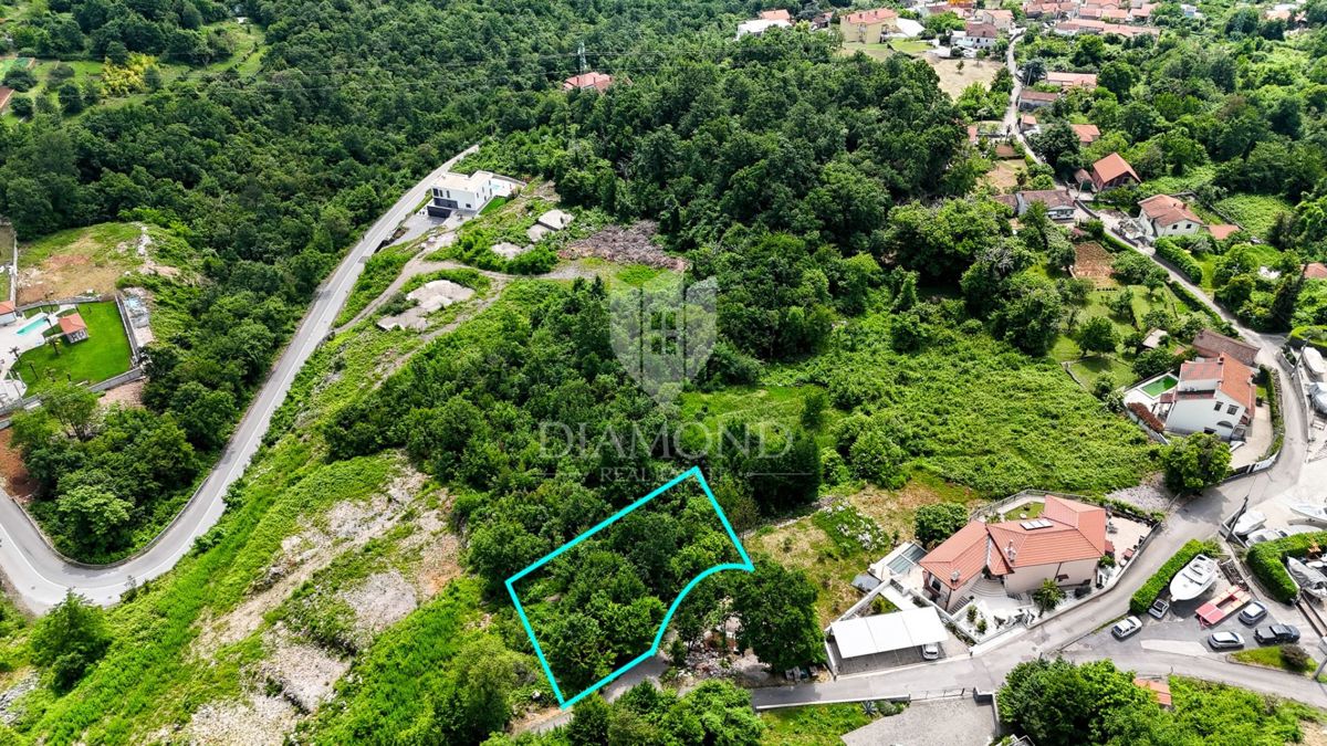 Ičići, Poljane, Gađevinsko zemljišče s pogledom na morje s pridobljenim dovoljenjem