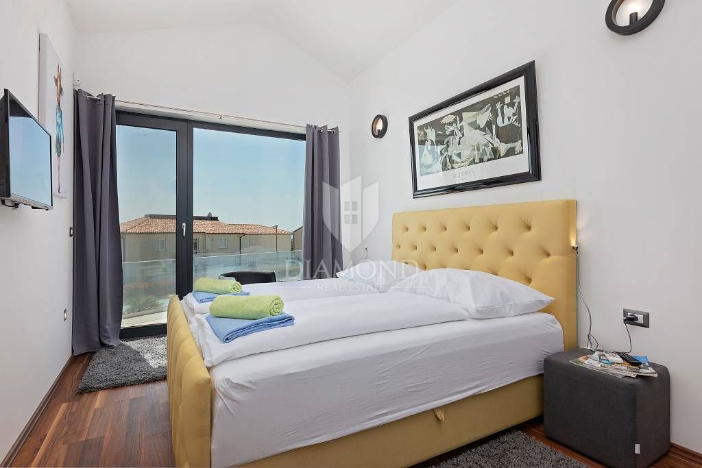 Poreč, okolica – Veličastna Vila s 5 Spalnicami