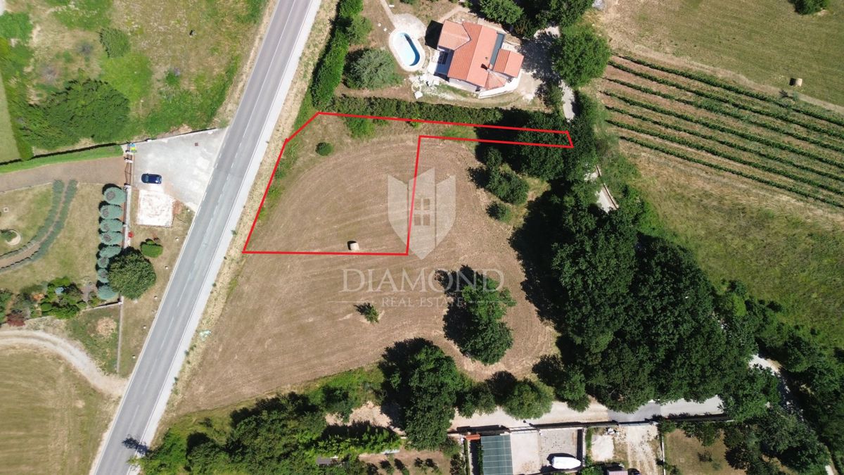Labin, odlično gradbeno zemljišče v bližini mesta