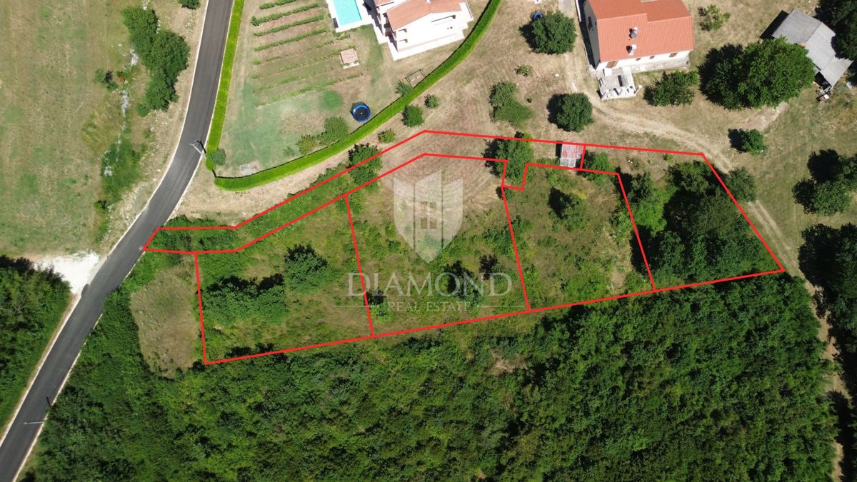 Barban, okolica, gradbeno zemljišče na čudoviti lokaciji
