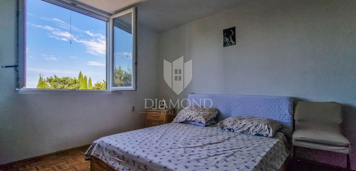 Ekskluzivno! Novigrad, stanovanje 52m² le 300m od morja!