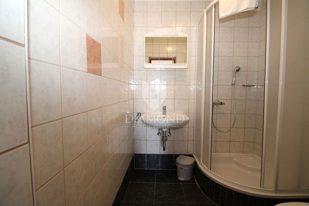 Hiša Omišalj, 250m2