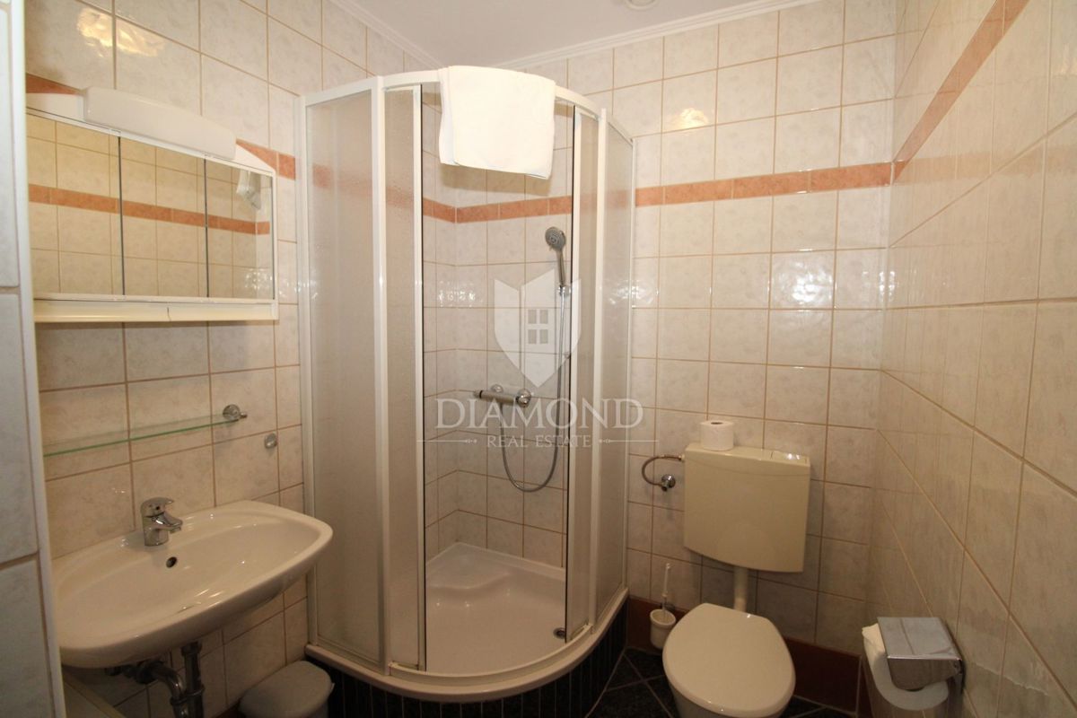 Hiša Omišalj, 250m2