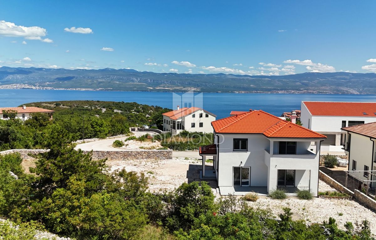 Hiša Vrbnik, 152m2