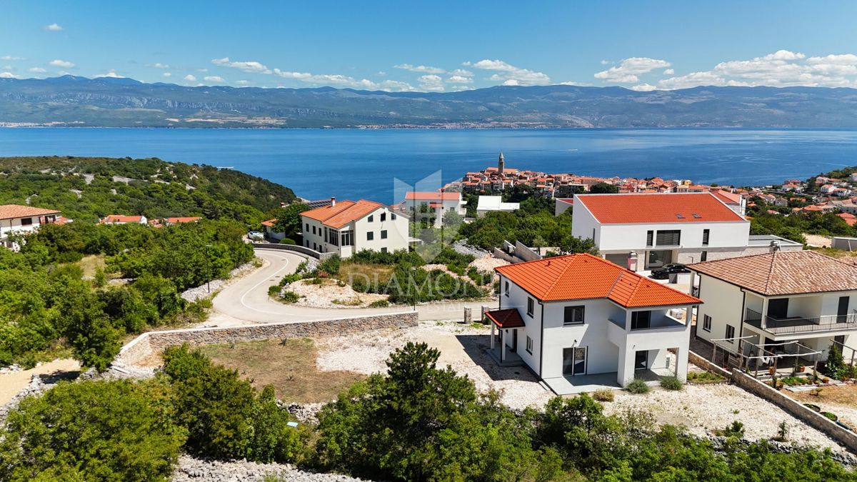 Hiša Vrbnik, 152m2