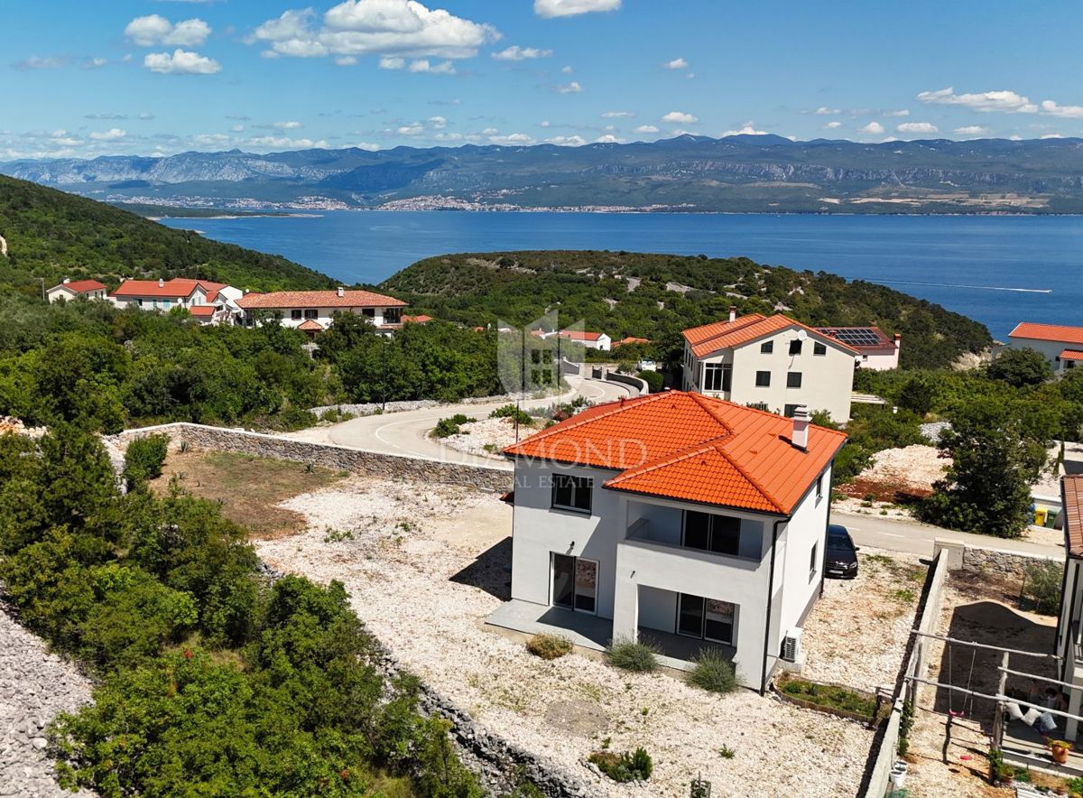 Hiša Vrbnik, 152m2