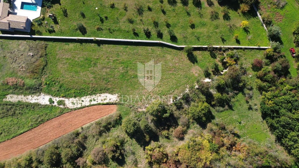 Zemljišče Krnica, Marčana, 1.285m2