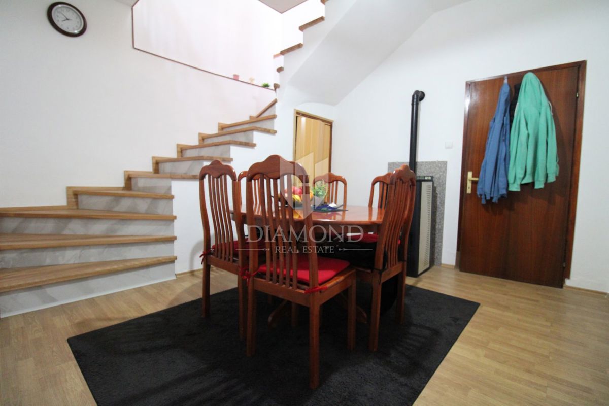 Družinska hiša v bližini Labina