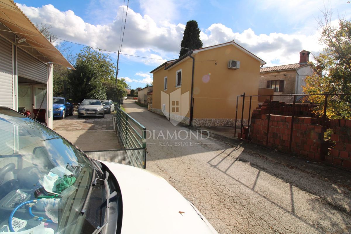 Družinska hiša v bližini Labina