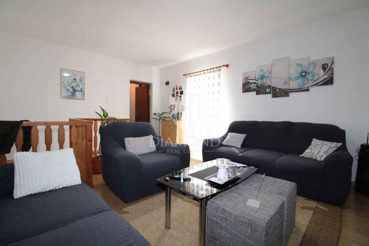 Družinska hiša v bližini Labina