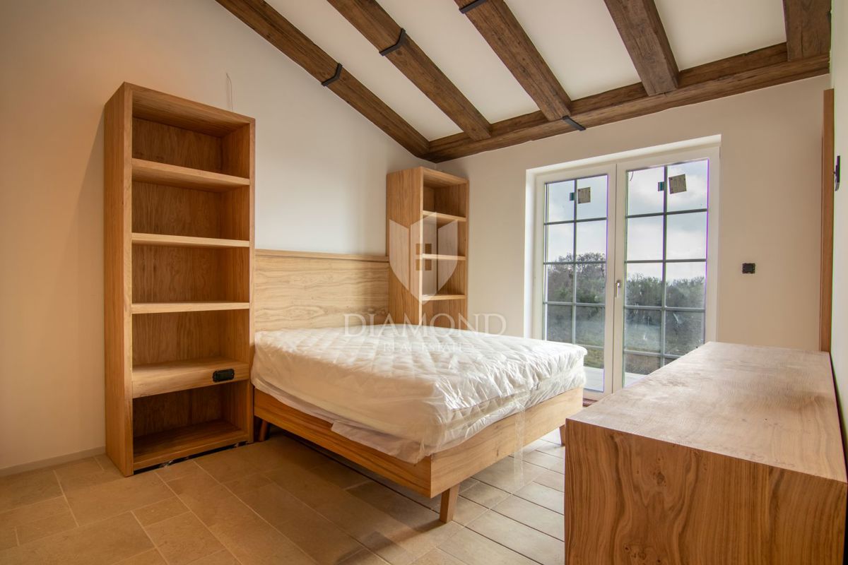 Krk, Vila z bazenom, pogled na morje