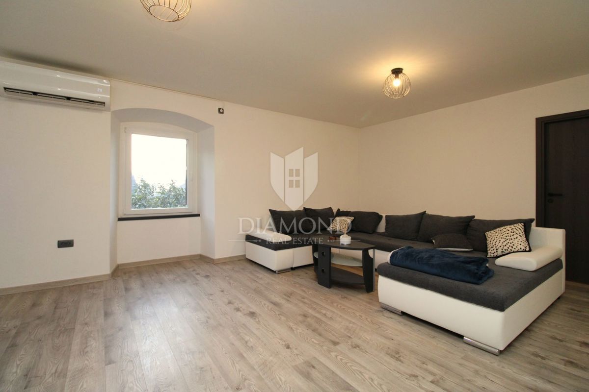 Apartmaj Orehovica, Rijeka, 74m2