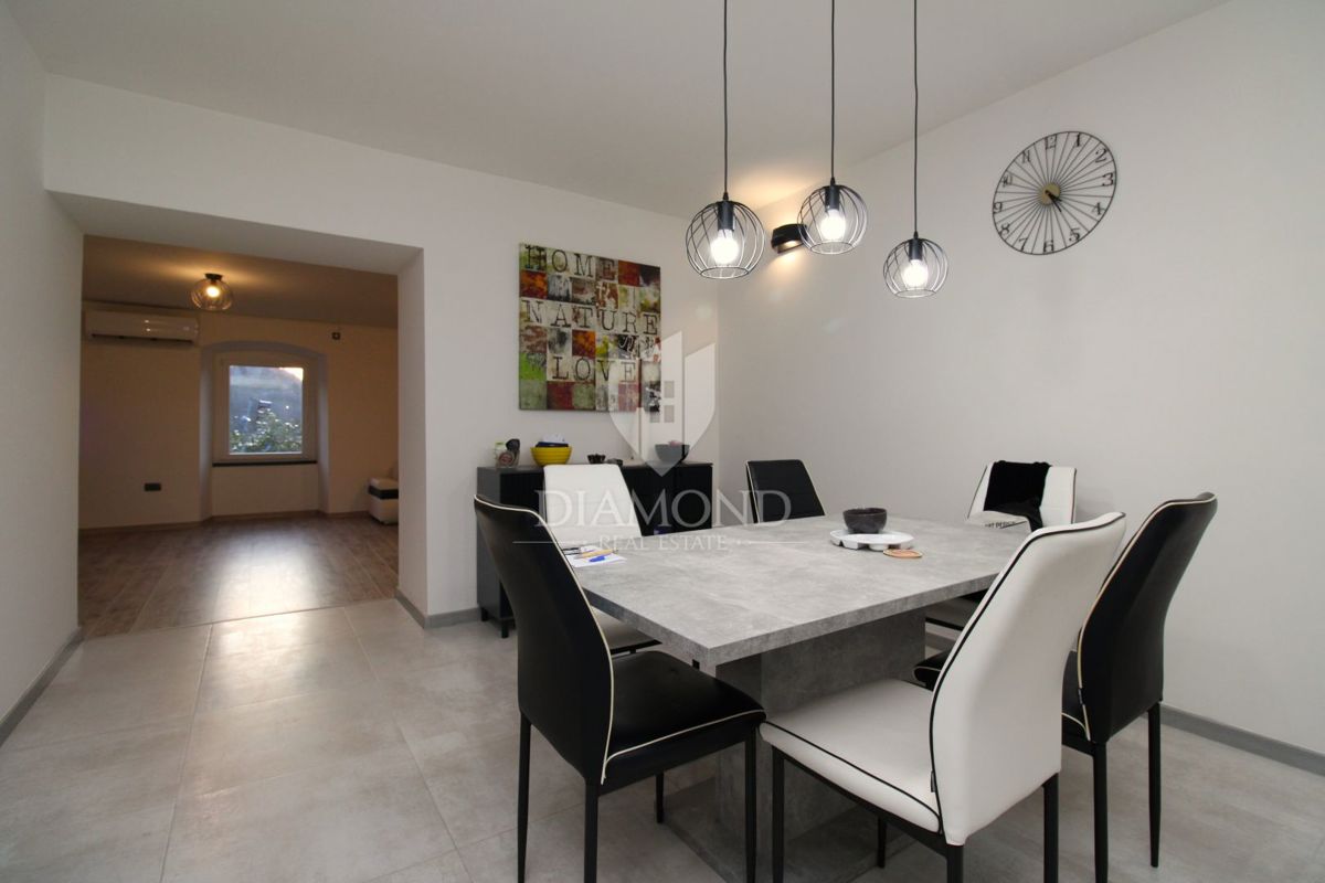 Apartmaj Orehovica, Rijeka, 74m2