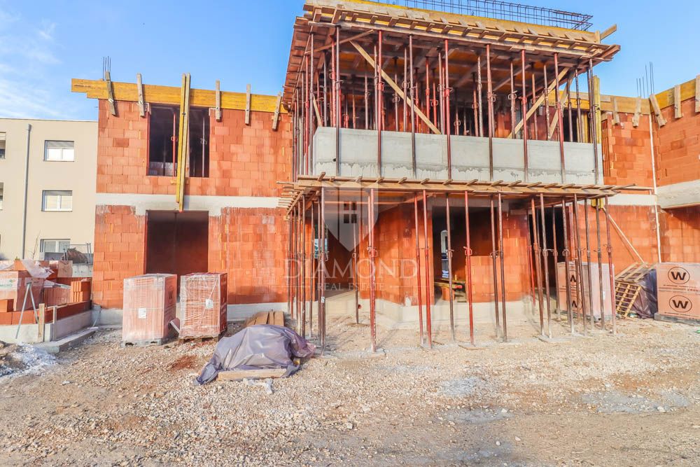 Enosobno stanovanje na odlični lokaciji v Pulju! 