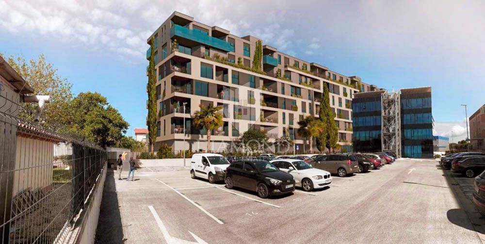 Čudovito stanovanje v novi stavbi z dvigalom, Pula!