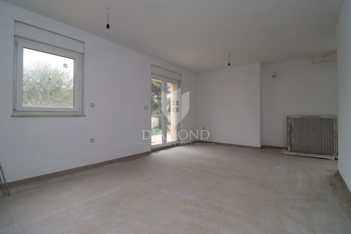 Pula, čudovito stanovanje v pritličju z vrtom