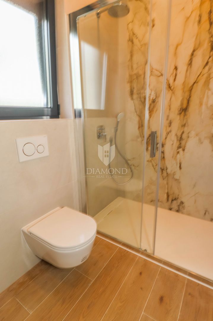 Luksuzno moderno stanovanje v Štinjanu - kakovostna novogradnja v bližini plaž