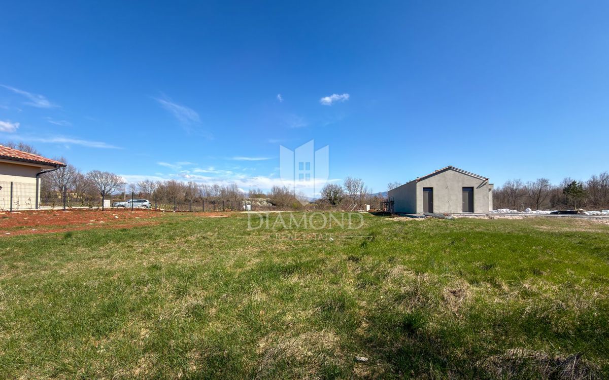 Labin, okolica, zazidljivo zemljišče na mirni lokaciji