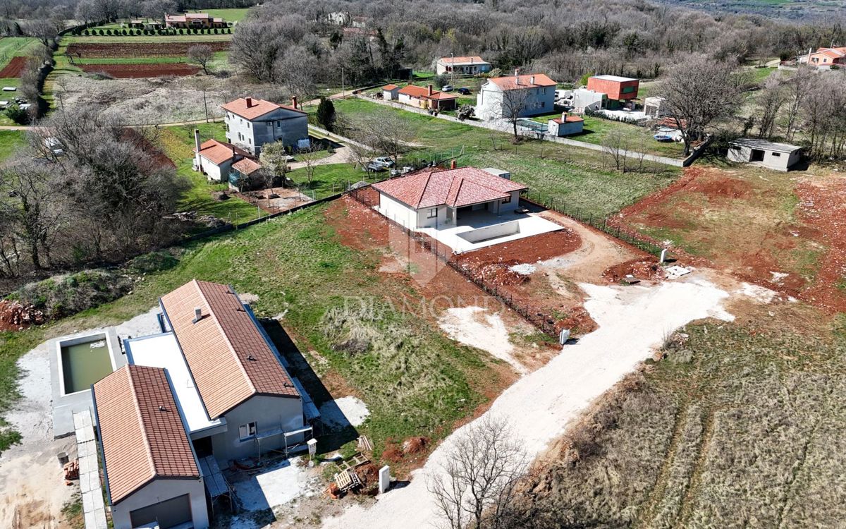 Labin, okolica, zazidljivo zemljišče na mirni lokaciji