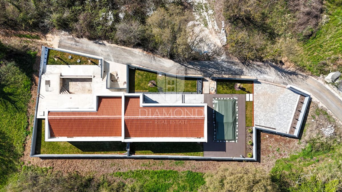 Okolica Barbana, čudovita novozgrajena počitniška hiša