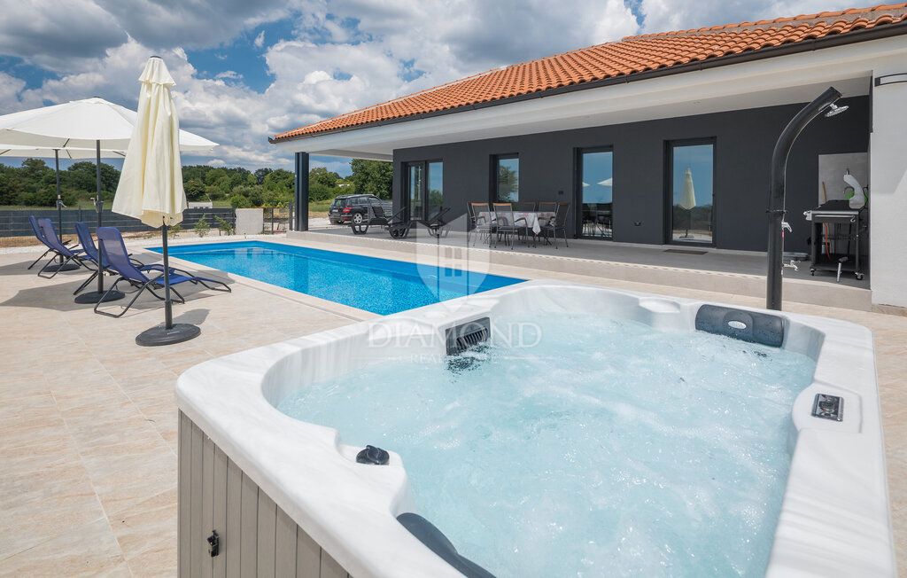 Žminj, počitniška hiša, odlična investicijska priložnost