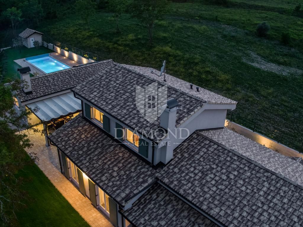 Hiša Grožnjan, 220m2