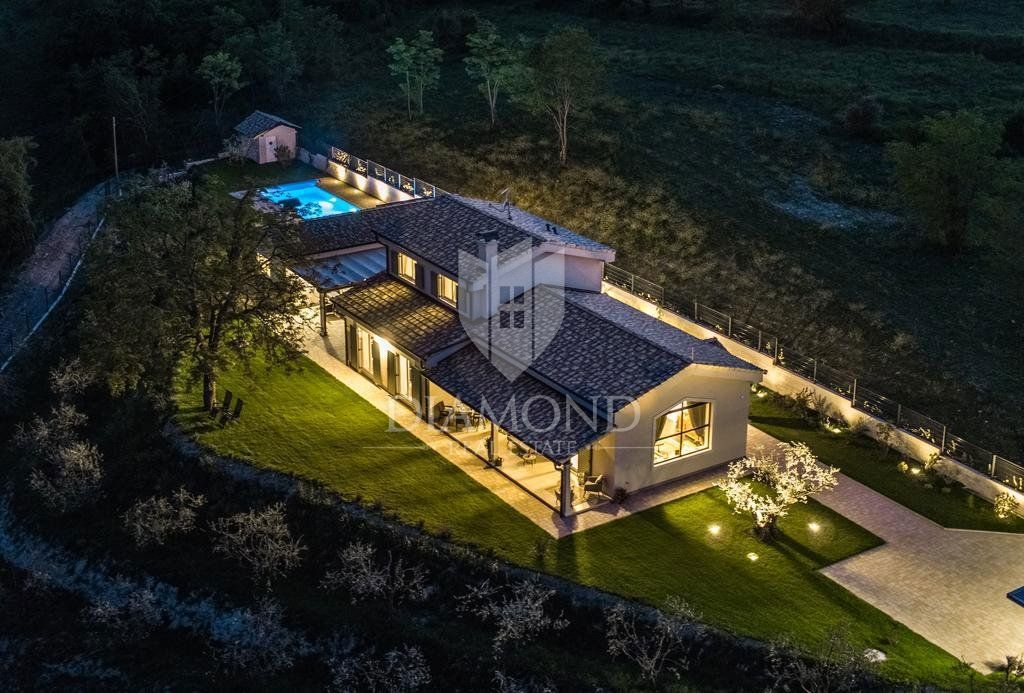 Hiša Grožnjan, 220m2