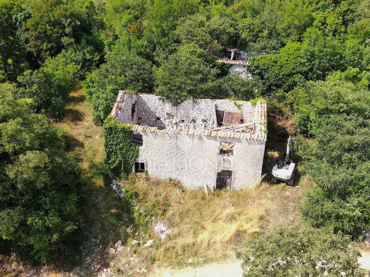 Labin, Rabac, hiša za prenovo s pogledom na morje